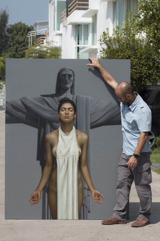 Omar Ortíz artista del Hiperrealismo